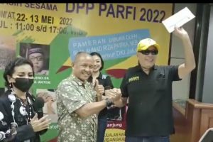 Pendeta Ibrahim Donasi Pameran lukisan DPP PARFI